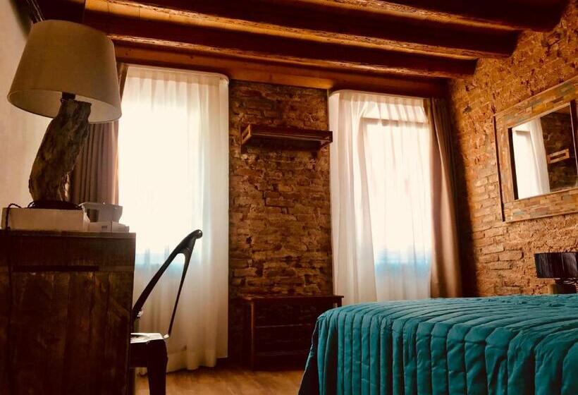 デラックスルーム, Barbara’s Rooms