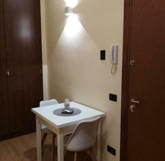 آپارتمان 1 خوابه, Emilia Studios