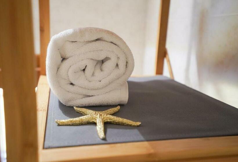 آپارتمان 1 خوابه, Emilia Studios