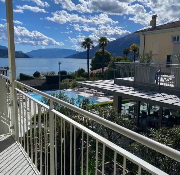 Standard Szoba Erkéllyel, Domaso