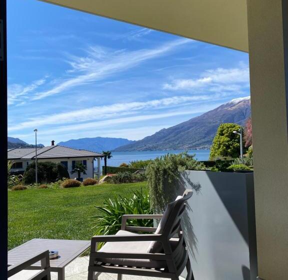 Belső Udvarra Néző Standard Szoba, Domaso