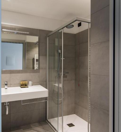 Kertre Néző Standard Szoba, Domaso