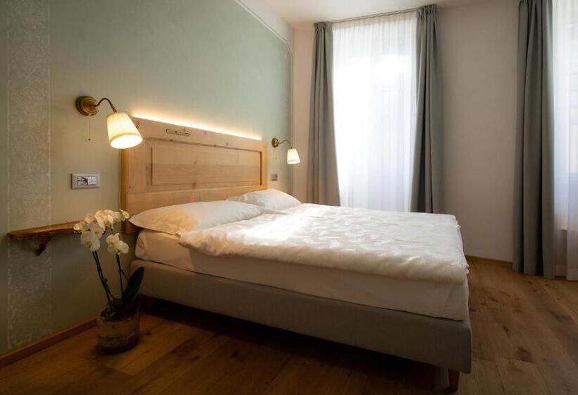 اتاق استاندارد, Torrione Trento