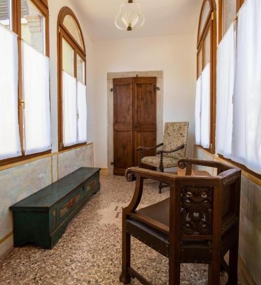 اتاق استاندارد, Torrione Trento