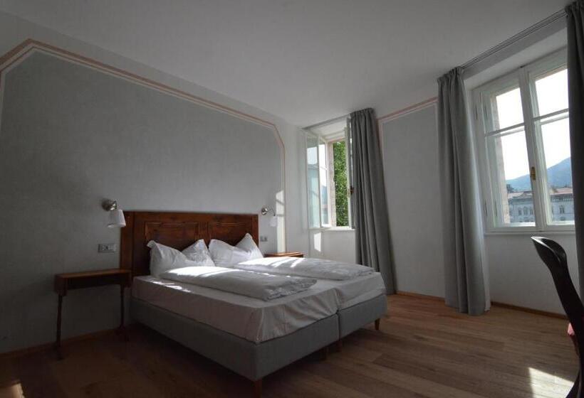 اتاق سوپریور, Torrione Trento