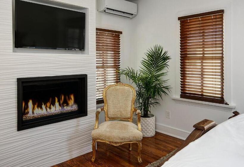 اتاق سوپریور, Casablanca