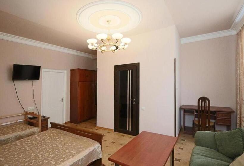 4인용 스탠다드 룸, Garnim Guest House