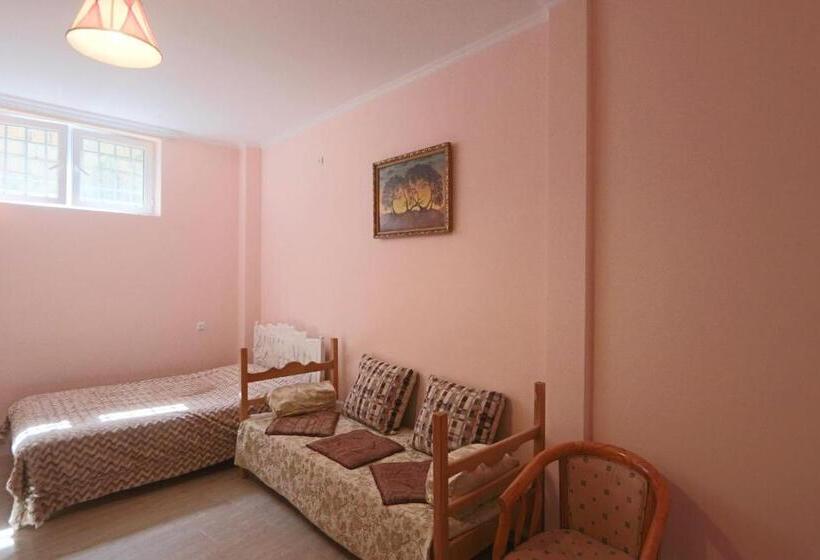 스탠다드 트리플 룸, Garnim Guest House