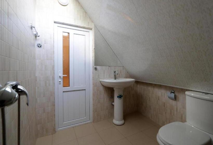 디럭스 룸, Garnim Guest House