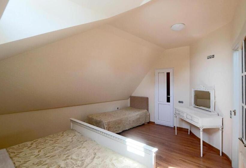 디럭스 룸, Garnim Guest House