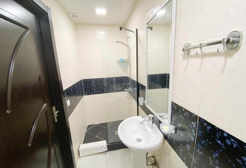 اتاق لوکس, Orange Kutaisi