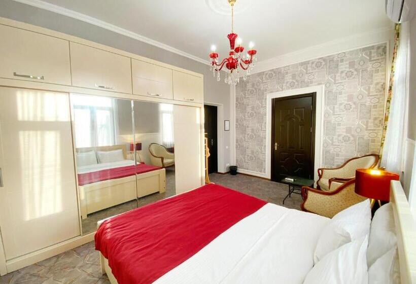 اتاق لوکس, Orange Kutaisi