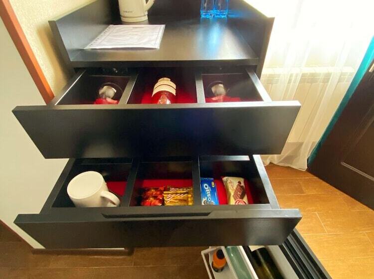 اتاق لوکس, Orange Kutaisi