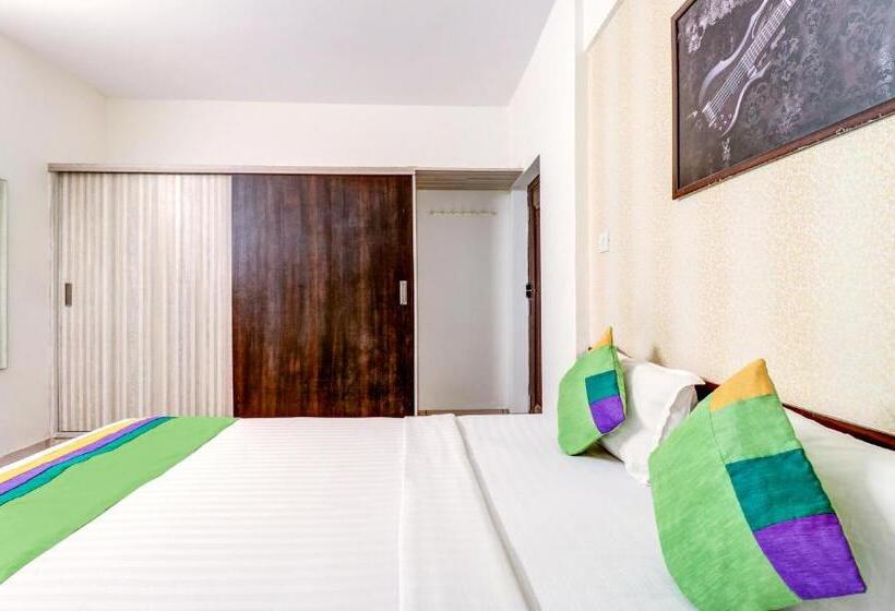 Quarto Deluxe, Treebo Saga Apartment