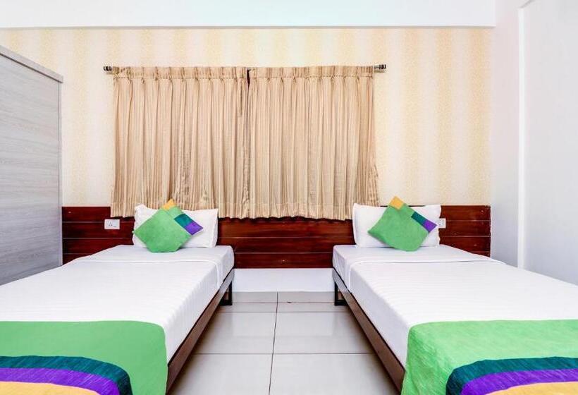 Quarto Superior, Treebo Saga Apartment