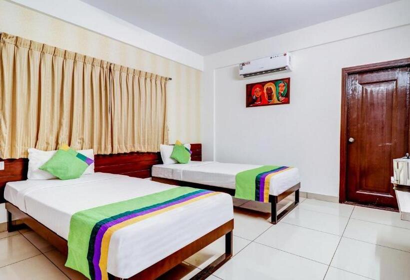 Quarto Superior, Treebo Saga Apartment