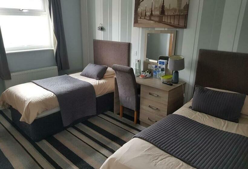 Номер Deluxe, The Marquis Inn