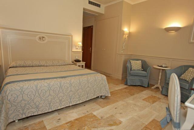 Номер Стандарт, La Colonnina