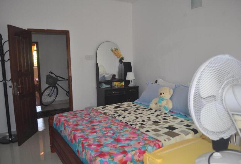 标准间, Nadee Villa 7