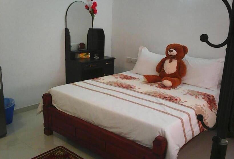 标准间, Nadee Villa 7