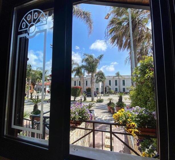 חדר סטנדרט, 2000