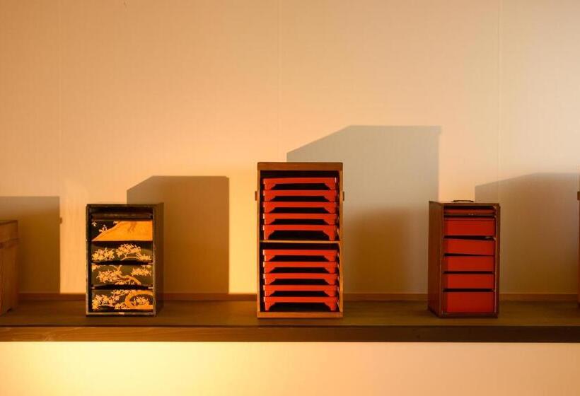 Standard Quadruple Room, Tsumesyo Mikuni