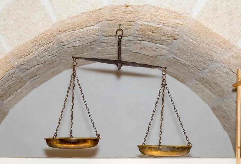 高级套房, Torres Suite