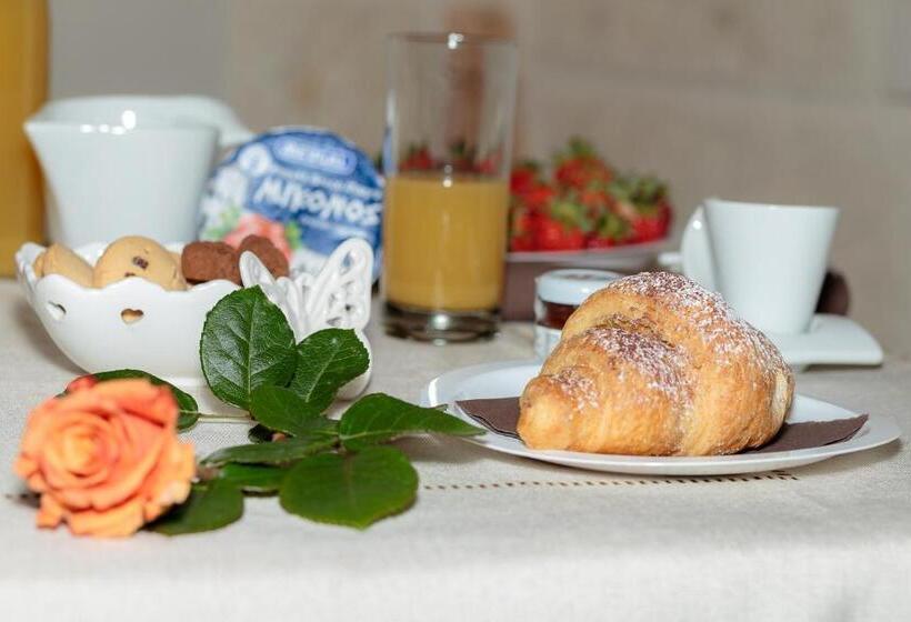 带露台的套间, Torres Suite