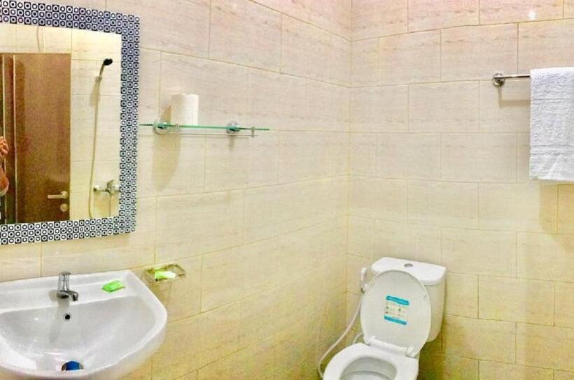 プールビュースタンダードルーム, Jordan Guest House