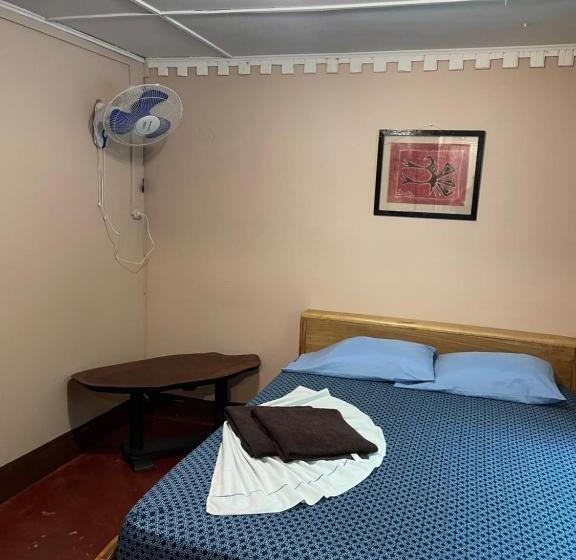 اتاق استاندارد, Pura Vida Hostel