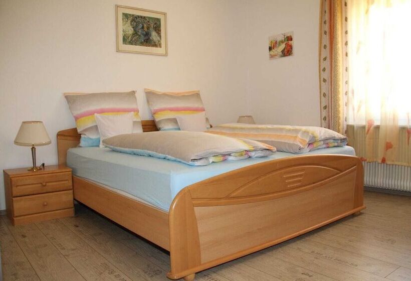 Номер Стандарт с Балконом, Humboldt