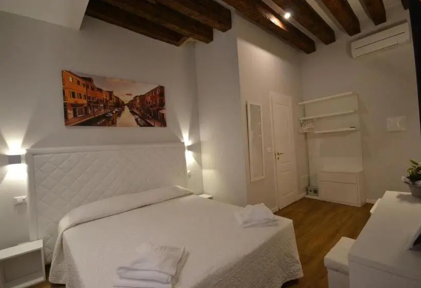 Quarto superior, Ca' Giusta