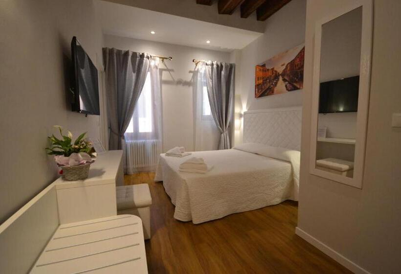 اتاق سوپریور, Ca' Giusta