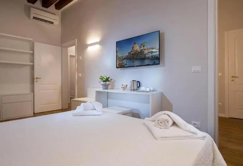 Quarto superior, Ca' Giusta