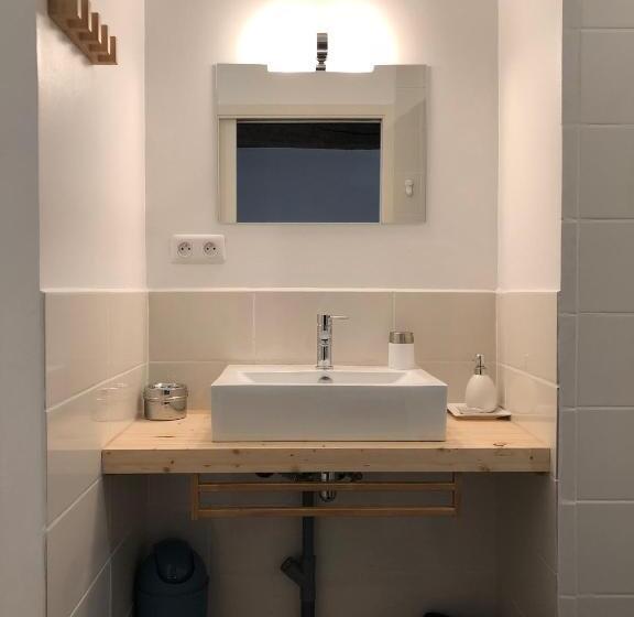 スタンダードトリプルルーム, La Basse Cour