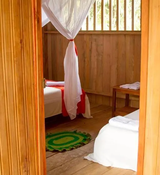 اتاق استاندارد چهار تخته, La Ceiba, Amazonas