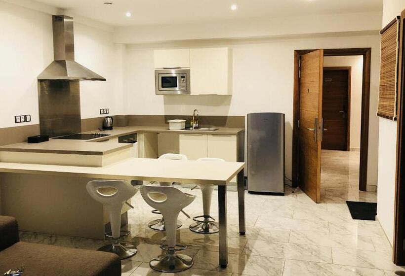 آپارتمان 1 خوابه, The Streamliner Hotel Apartment