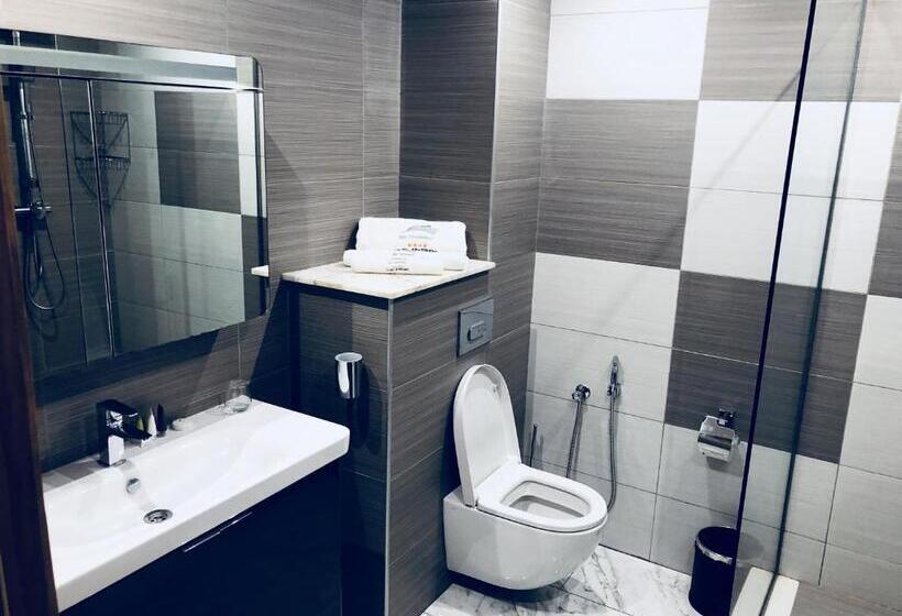 آپارتمان 1 خوابه, The Streamliner Hotel Apartment