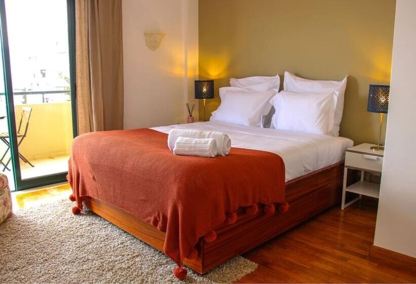 اتاق لوکس, Alameda Garden