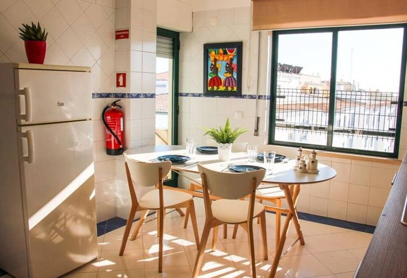 اتاق استاندارد با سرویس بهداشتی مشترک, Alameda Garden