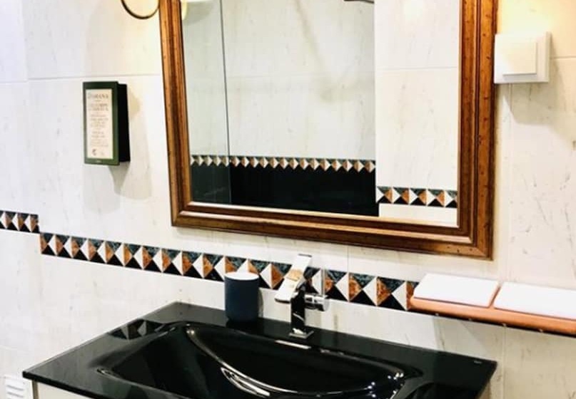 اتاق استاندارد با سرویس بهداشتی مشترک, Alameda Garden