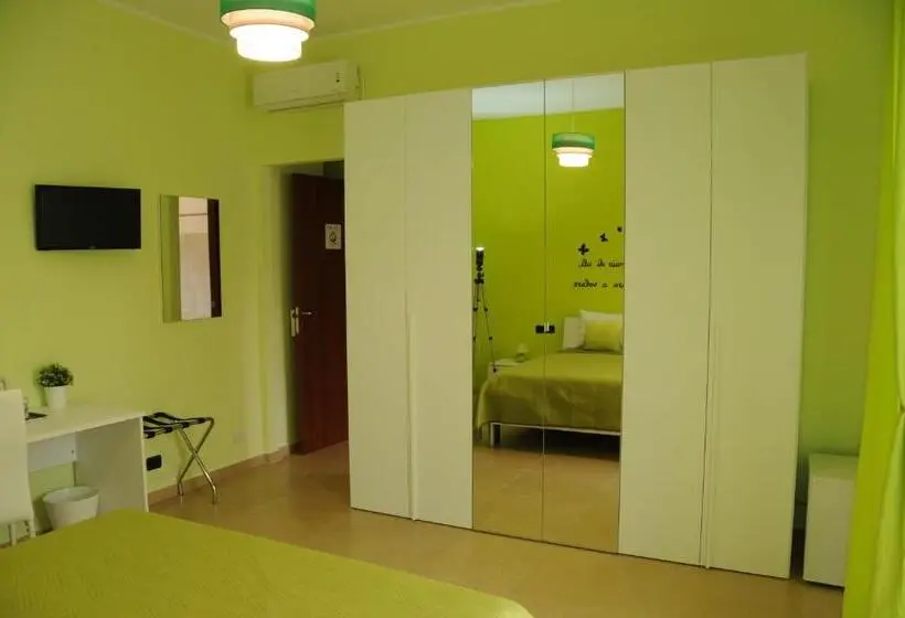 バルコニー付きスタンダードルーム, Color House Malpensa B&b
