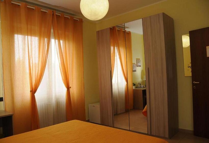 Номер Стандарт, Color House Malpensa B&b
