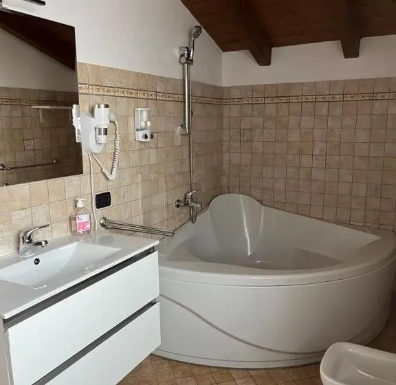 テラス付きスタンダードルーム, Color House Malpensa B&b