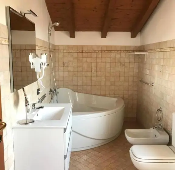 テラス付きスタンダードルーム, Color House Malpensa B&b