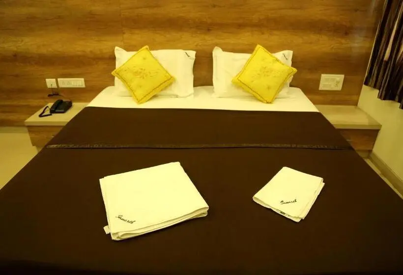 スタンダードルーム, Samarth Residency