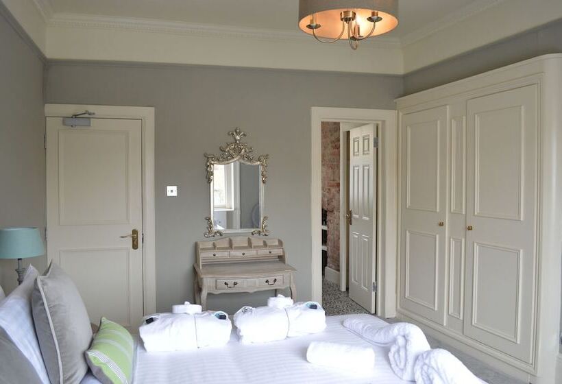 스탠다드 룸, The Crown Pub & Guesthouse