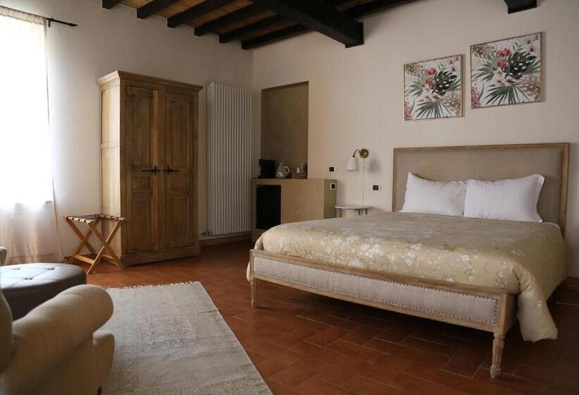 Люкс Повышенной Комфортности, Room&breakfast Villa Angela