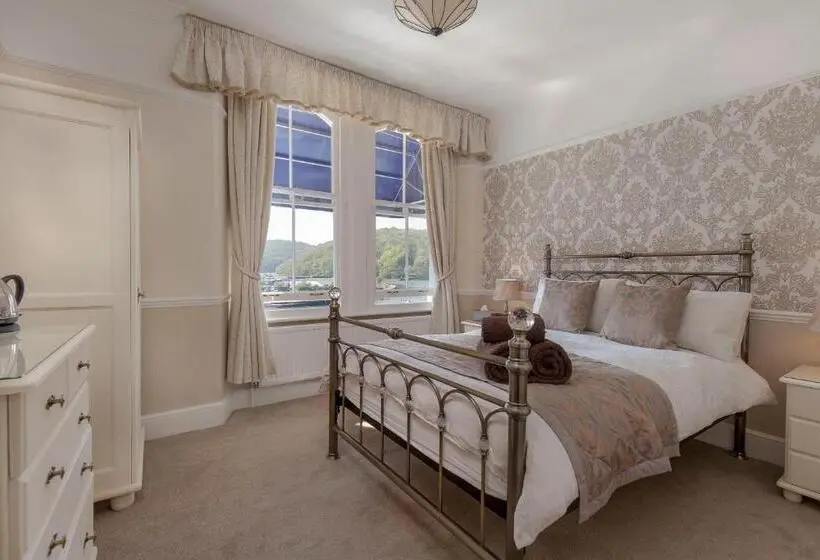 Chambre Supérieure, Deganwy