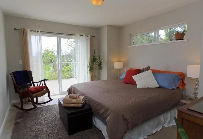 １ベッドルームアパートメント, Halfmoon Haven Beach Cottage Or Oceanview Suite